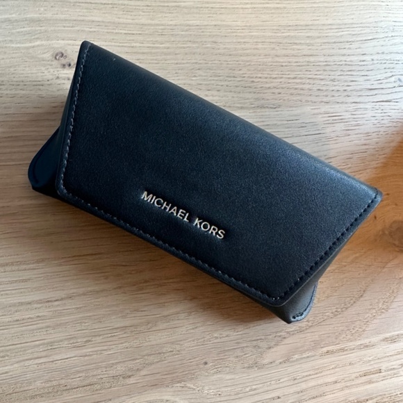 Michael Kors Unisex Sunglasses - Picture 2 of 4